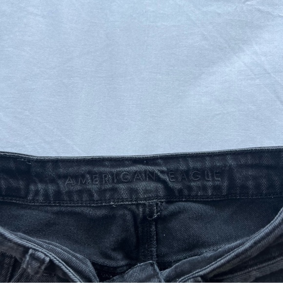 American Eagle AE Ripped Mom Straight Jean 9798 - Picture 9 of 13